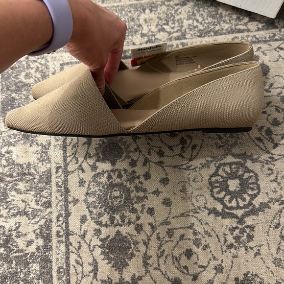 MIA Knit Dark Sand Pointy Flats size 8 NWT - Picture 4 of 8